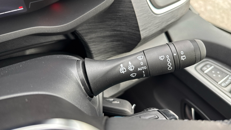 Renault Trafic Swb Diesel SL30 Blue dCi 150 Extra [Safety] Van